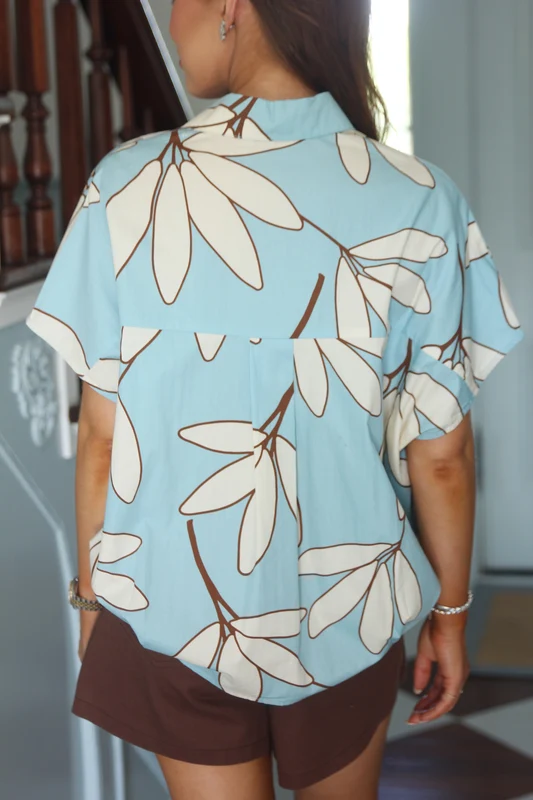 2-piece Blue Palm Leaf Top & Skort Floral set