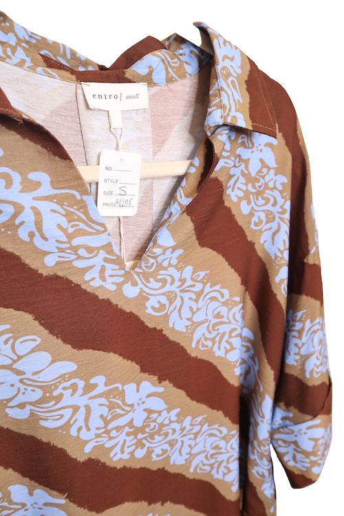 Abstract Striped Print Short Sleeve Top