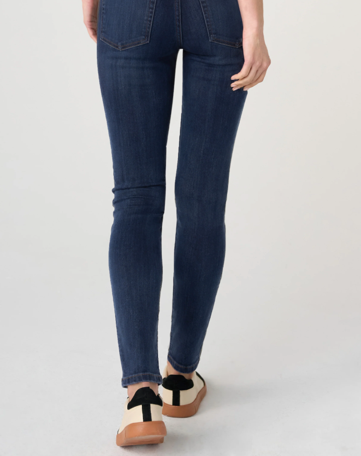 Comfort Waist Skinny Jean