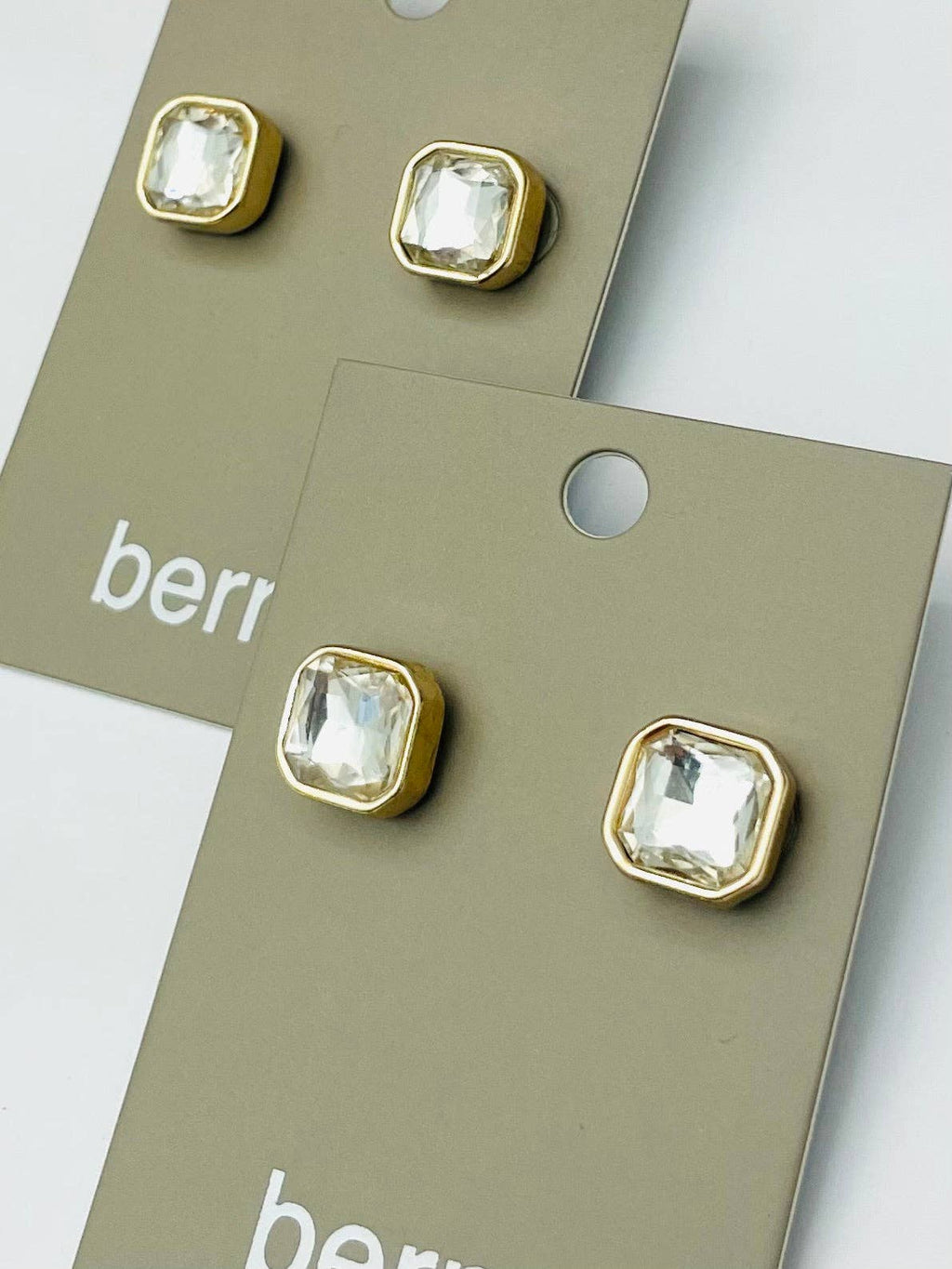 CHIC - Simple Elegance Stud (gold/clear CZ) BER900