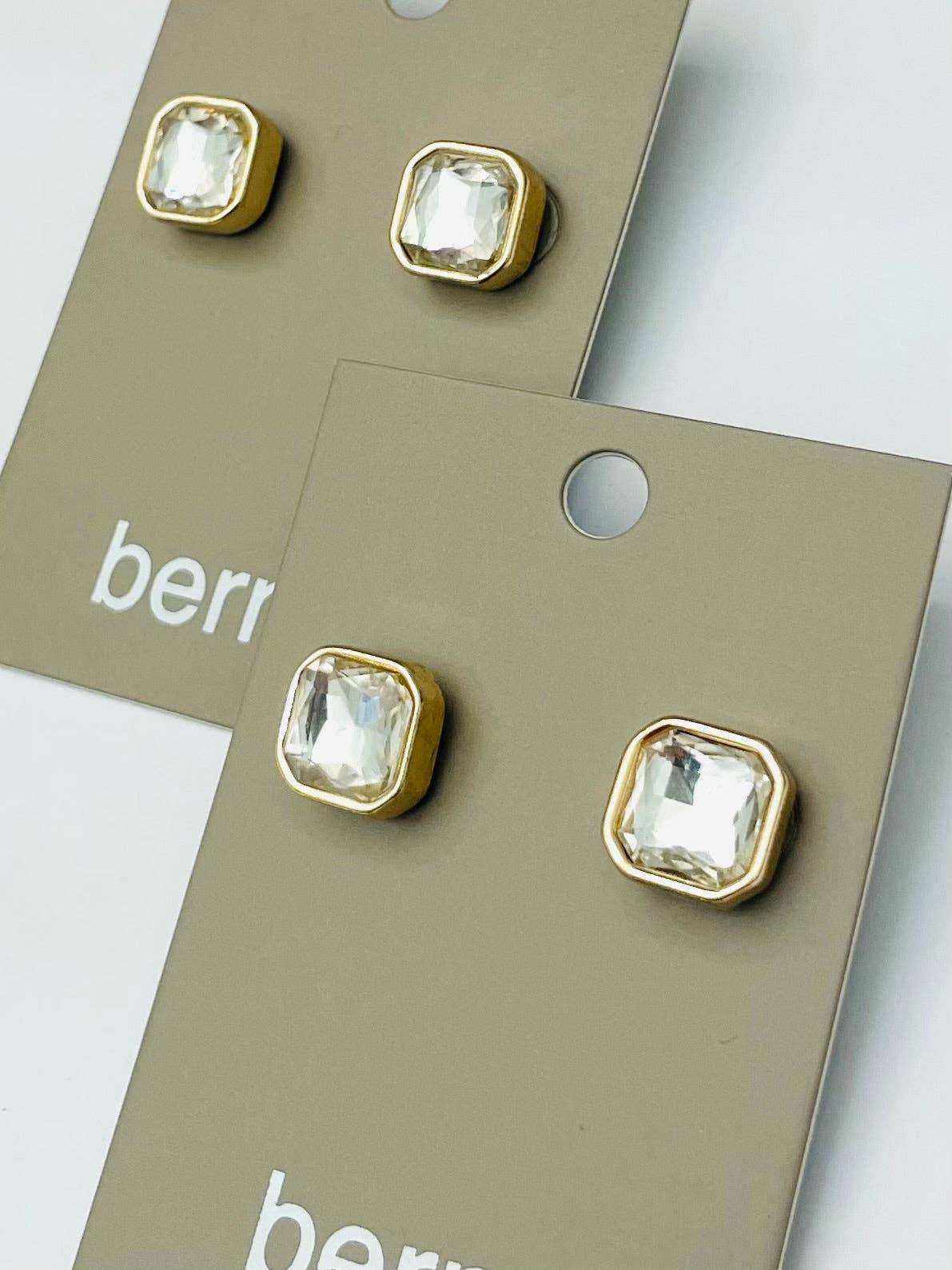 CHIC - Simple Elegance Stud (gold/clear CZ) BER900